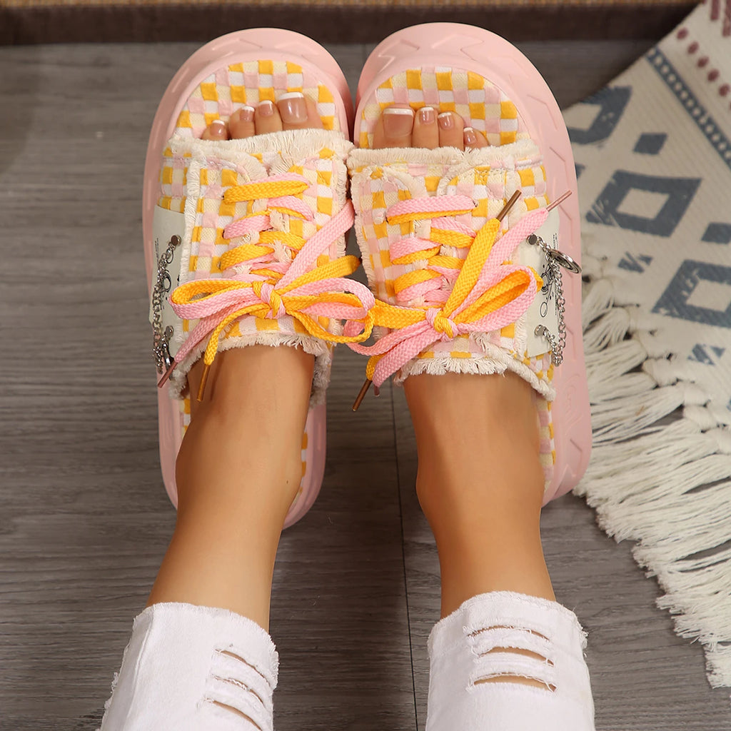 Trend Slippers Thick Sole Slippers Women Fashion New Soft New Flat Luxurious Rubber Fabric Graffiti Cross Strap Slipper Women